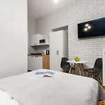 Apartamento Przy Krzywym Domku Ltc -