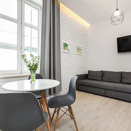 Przy Krzywym Domku Ltc - * Sopot