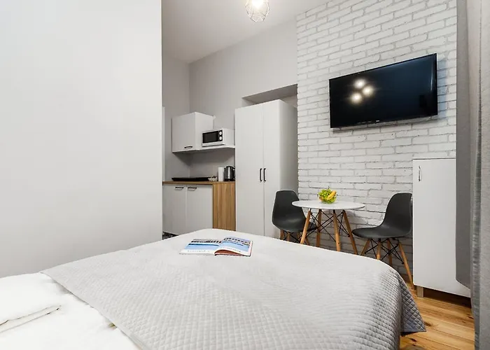 아파트 Przy Krzywym Domku Ltc -